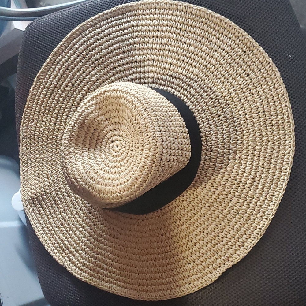H&M beach/pool hat
